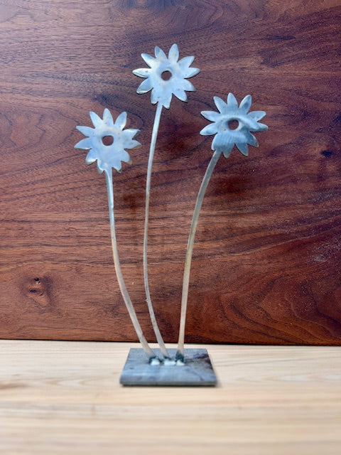 Three Branch Daisy